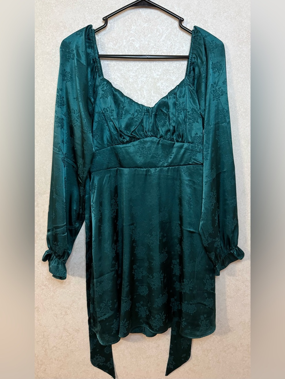 Emerald Green Satin Long-Sleeve Dress